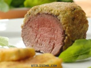 Lomo en croûte de nueces pecán con polenta frita